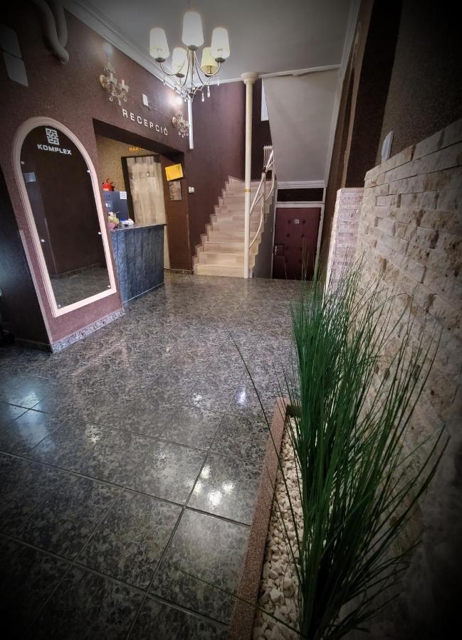 Komplex -Rendezvenytermek-Panzio-Apartman-Irodak- Mateszalka Exteriér fotografie